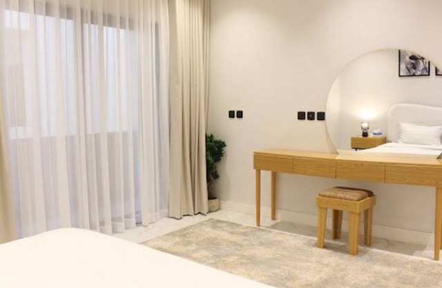3-bedroom apartment in charming Riyadh with AC-N11