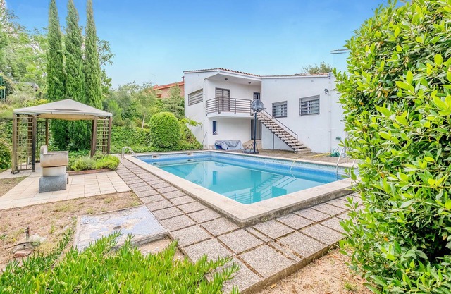 3 bedroom awesome home in Can Carbonell