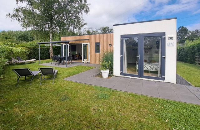 3 bedroom awesome home in Heinkenszand