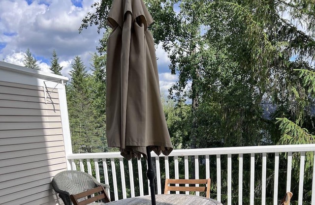 3 bedroom beautiful condo with Pool/lake/tennis courts access