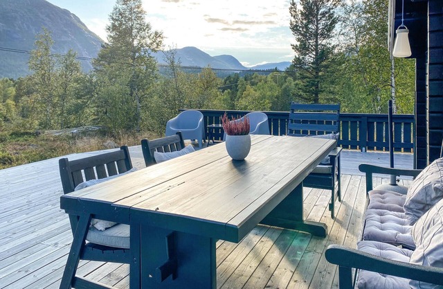 3 bedroom beautiful home in Bjorli