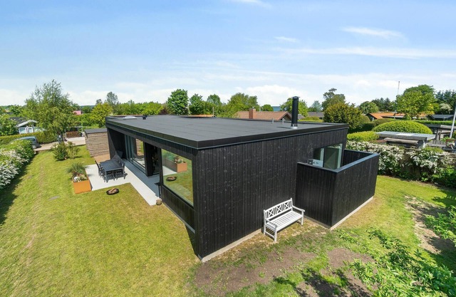 3 bedroom cozy home in Børkop