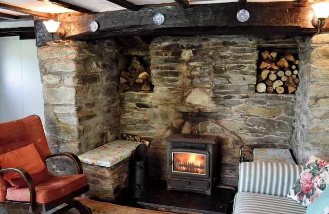 3 bedroom accommodation in Llandderfel near Bala