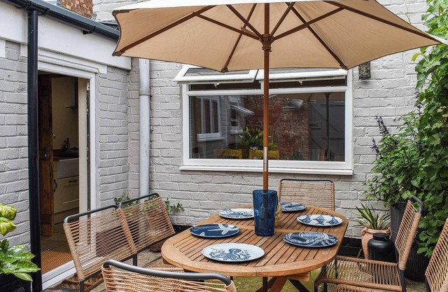 3 bedroom accommodation in Skinningrove, near Saltburn-by-the-Sea