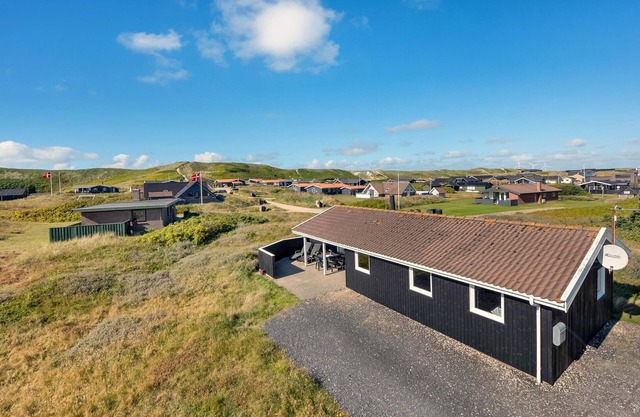3 bedroom gorgeous home in Hvide Sande