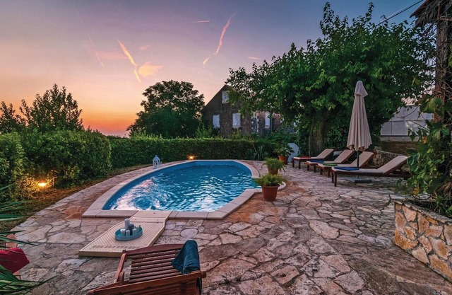 3 bedroom gorgeous home in Nerezisca