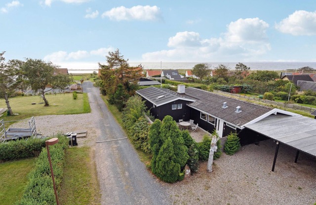 3 bedroom gorgeous home in Assens
