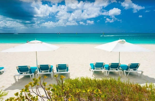 3 Bedroom Grace Bay Beachfront Penthouse at Grandview