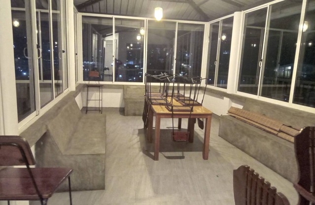 3-bedroom hotel in charming Kandy with AC, WiFi. Enjoy your stay