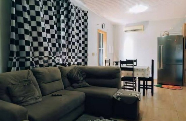 3 bedroom house, up to 6 people 5 minutes from the falls