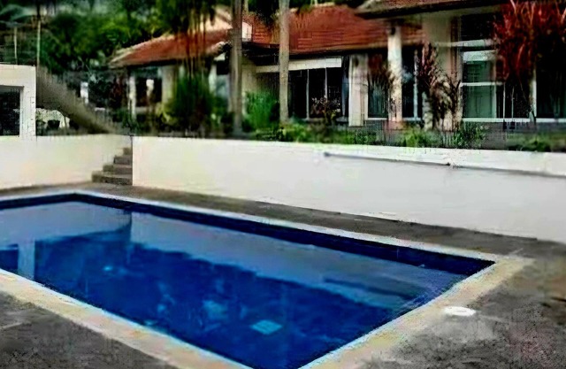 3-bedroom house in fabulous Tambon Kathu with AC, WiFi