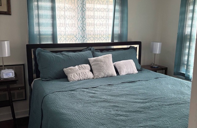 3-bedroom house in welcoming Washington with AC