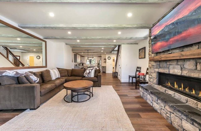 3 Bedroom Lake View Condo- #44