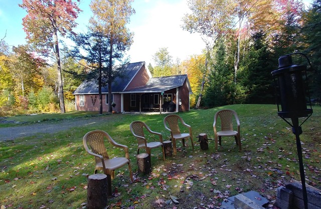3 Bedroom & Loft - Great Home For Multi-Season Sports - Sleeps 6-8, 🐕 friendly