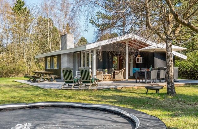 3 bedroom lovely home in Sjællands Odde