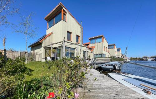 3 Bedroom Lovely Home In Heeg