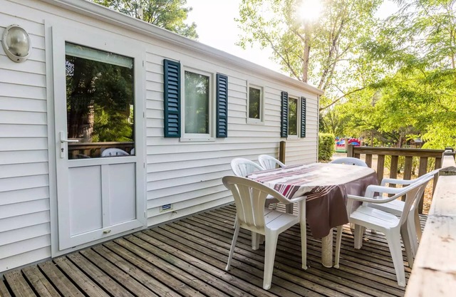 3-bedroom mobile home - uncovered terrace (bunk beds) sleeps 6