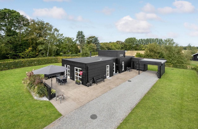 3 bedroom nice home in Ebeltoft