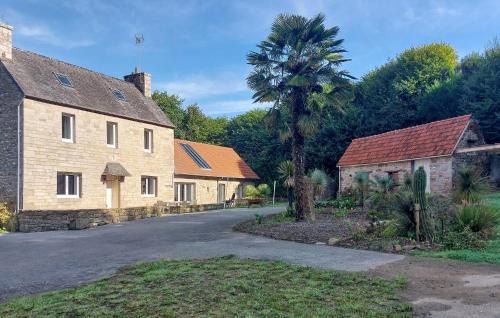 3 Bedroom Nice Home In Ploubezre