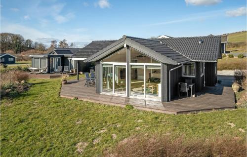 3 Bedroom Nice Home In Haarby