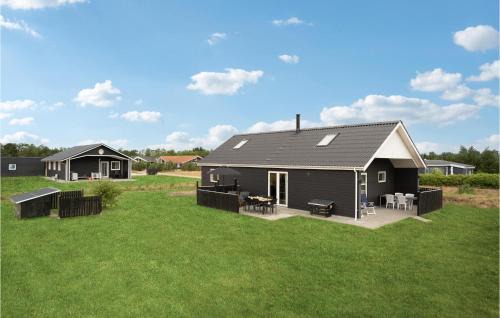 3 Bedroom Nice Home In Skjern