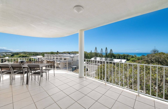 3 Bedroom Ocean View Apartment