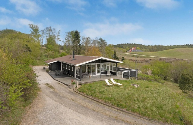 3 bedroom pet friendly home in Ebeltoft
