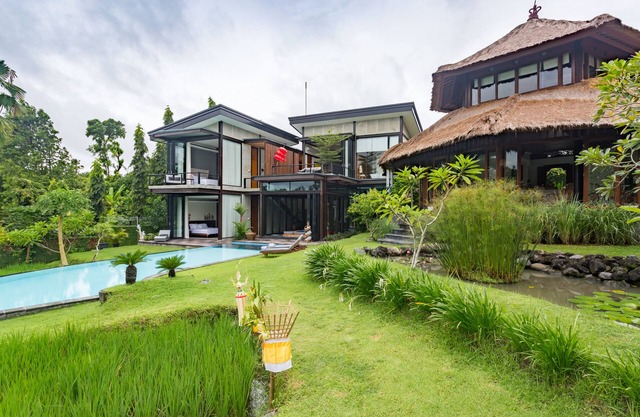 3 Bedroom Private Villa with Rice Field View