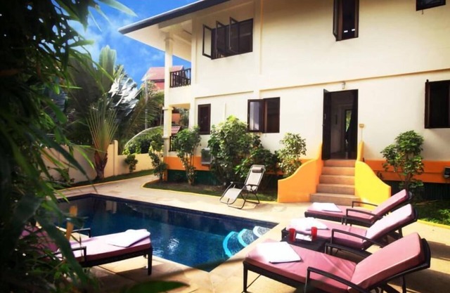 3 Bedroom Seafront Bay View Villa - Koh Phangan