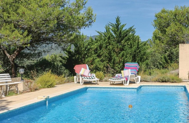 3 bedroom stunning home in Pierrerue