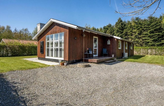 3 Bedroom Stunning Home In Juelsminde