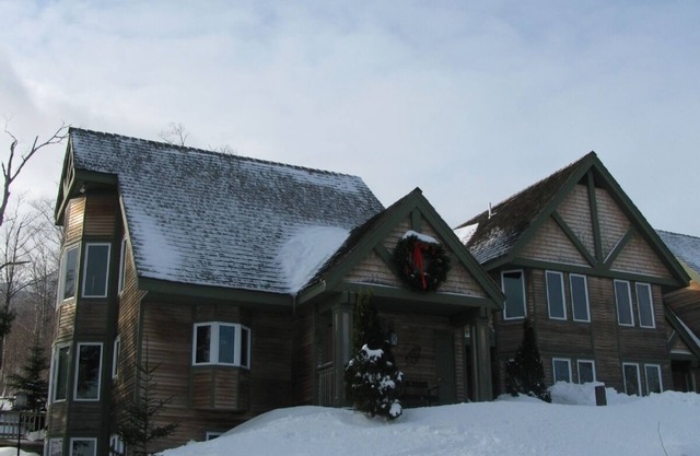 3 bedroom townhouse at Jay Peak, Vermont (prime ski-on/ski-off location)