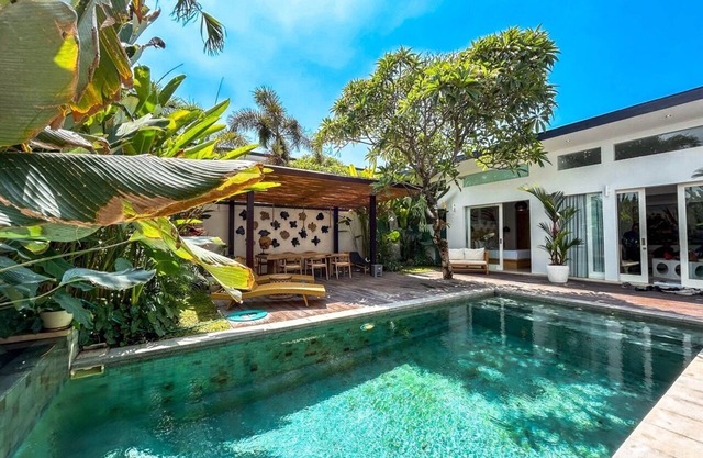3-Bedroom Villa in Sanur Area with Connecting room