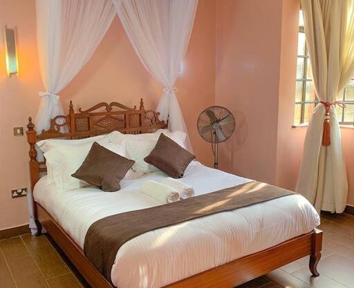 3-Bedroom Villa with a Serene Garden