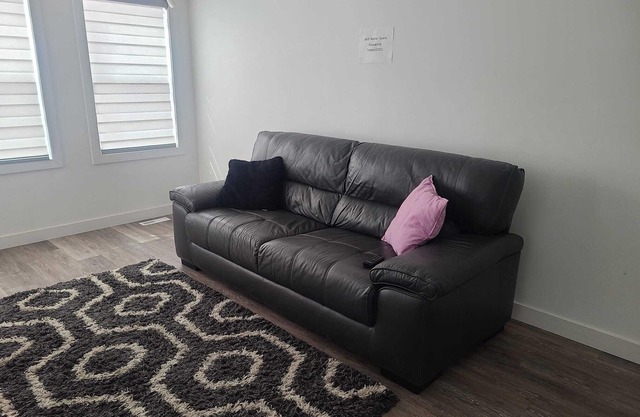 3 bedrooms apartment with 2.5 washroom in a quiet area