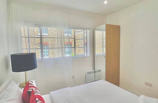 3 bedrooms flat in King Cross Prime Location