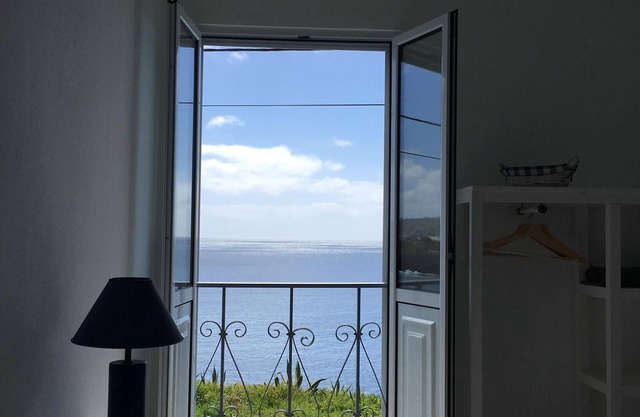 3 bedrooms House facing the Ocean