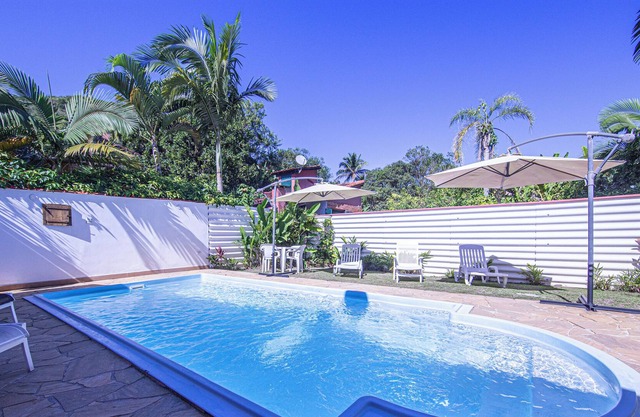 3 bedrooms with pool, 100 m. from the beach.