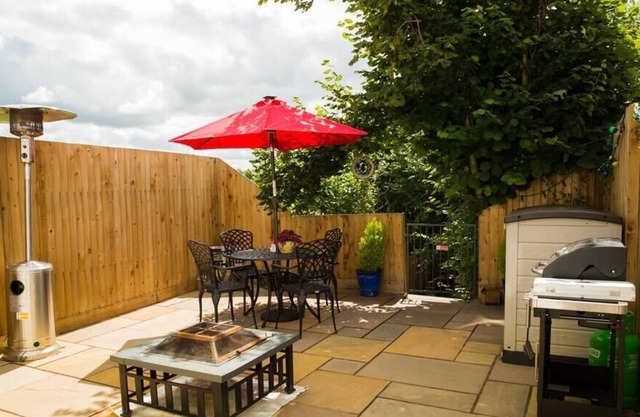 3 BR Cottage Nr Brecon Beacons & Bike Park Wales