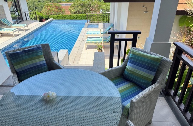 3 BR Sea View Private Pool Villa Short Walk to Choeng Mon Beach