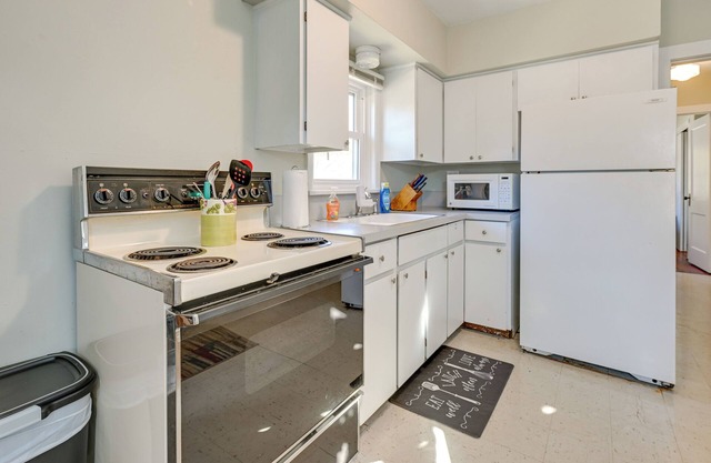 3 Mi to Hospital: Pet-Friendly Apt in Wausau