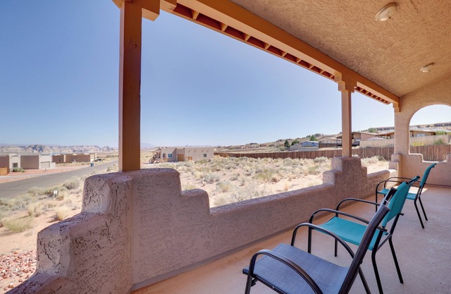 3 Mi to Lake Powell: Pet-Friendly Page Home