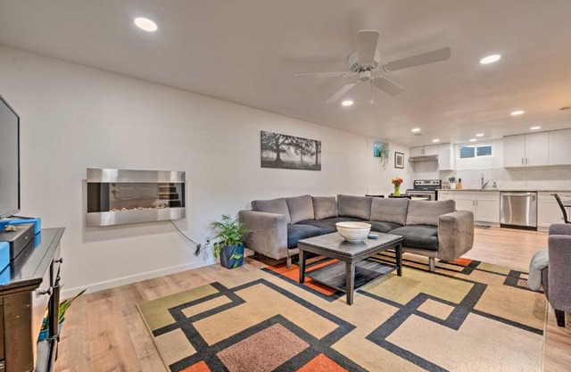 3 Mi to Olde Town Arvada Modern Duplex with Patio!