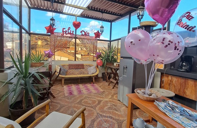 3 minutes from the square, little house with terrace
