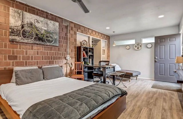 3 minutes to Old Town Scottsdale! 2 Master Bedrooms!