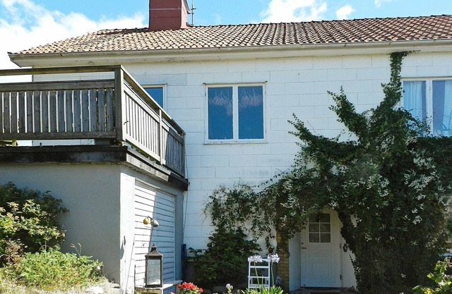 3 person holiday home in LYSEKIL