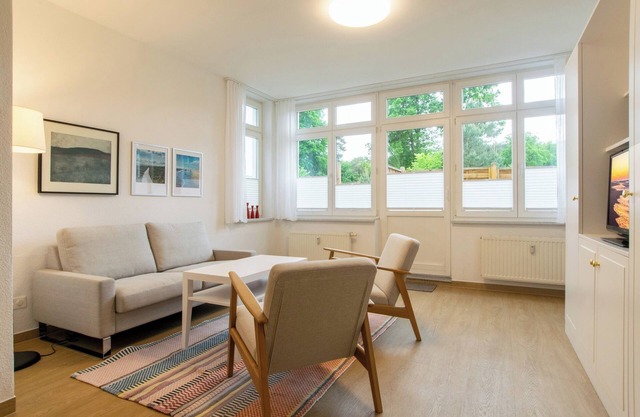 3-room vacation apartment directly on the Baltic Sea - use of sauna in the house included!