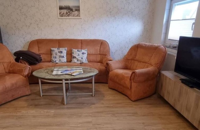 3 room vacation apartment (semi-detached house)