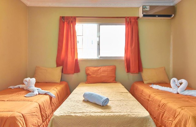 Island Apartahotel 