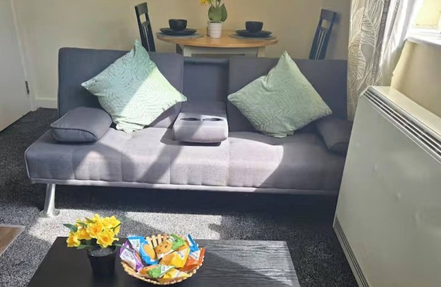 3 Sleeps w/FreeParking, WiFi, Self-checkin